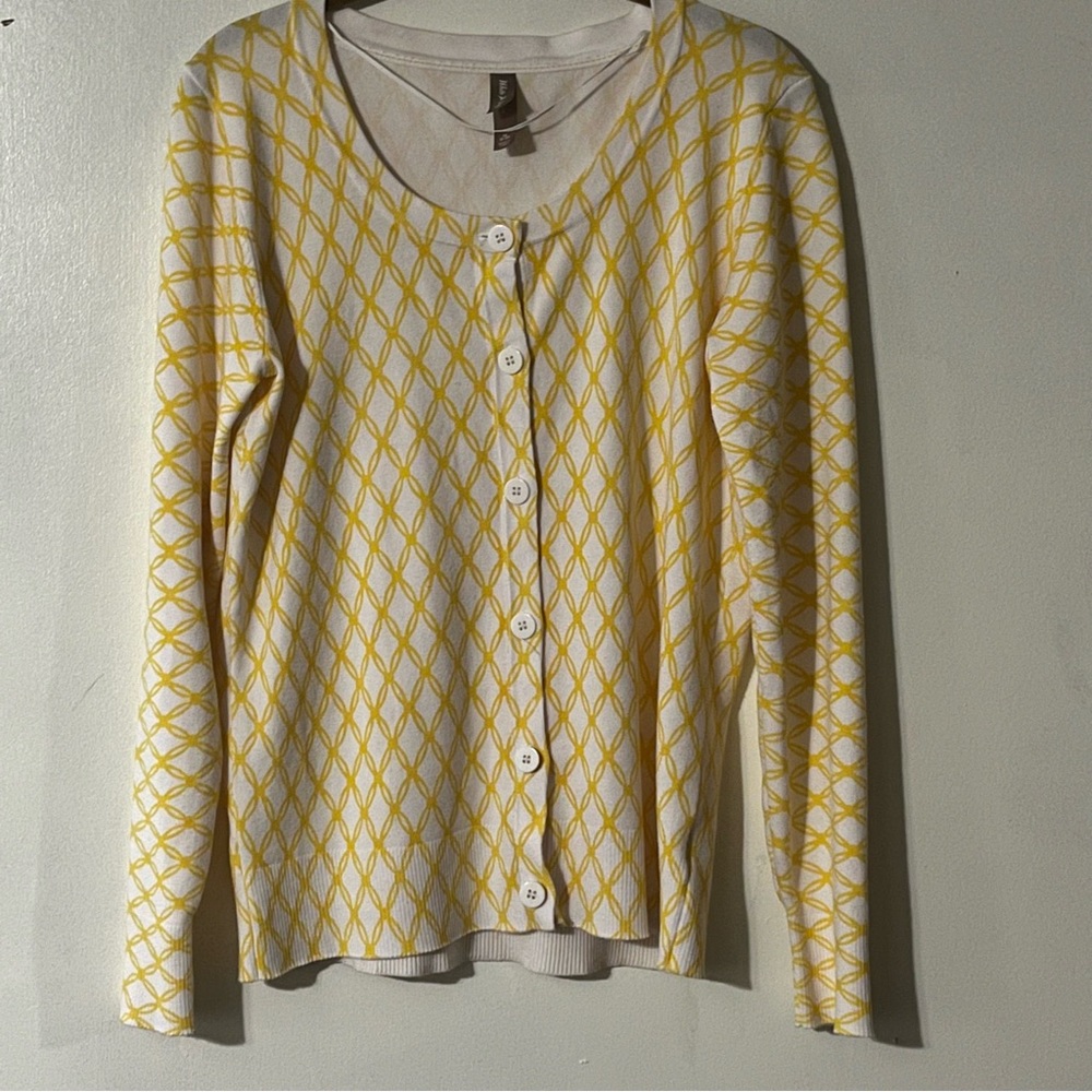 White Stag Cardigan Yellow White Geometric Button Front Size M - Picture 2 of 6